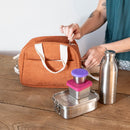 ZAK le sac – Sac lunch isotherme en velours à bandoulière sur pré-commande-Couleur Terra Cotta-Sac à lunch-GASPAJOE-Nature For Kids-2
