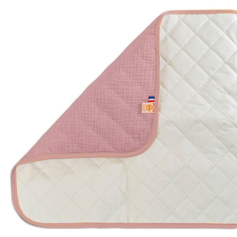 Tapis à langer nomade Lubiana en Coton Bio – 65 x 42 cm – dès la naissance-Rose / blanc-Tapis de change-Papate-Nature For Kids-6